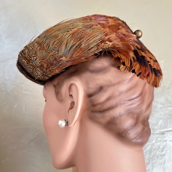 ARTFUL 1940s\' PHEASANT FEATHER TILT HAT + PEARL & RHINESTONE HATPIN main image 4